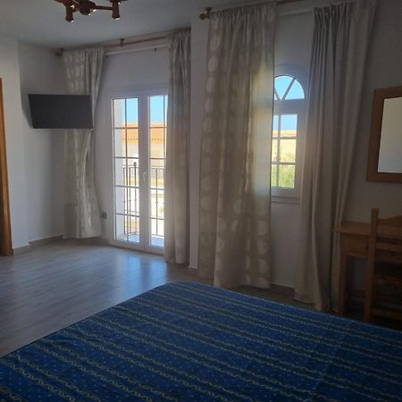 Hostal Calaverde Вільярікос Екстер'єр фото